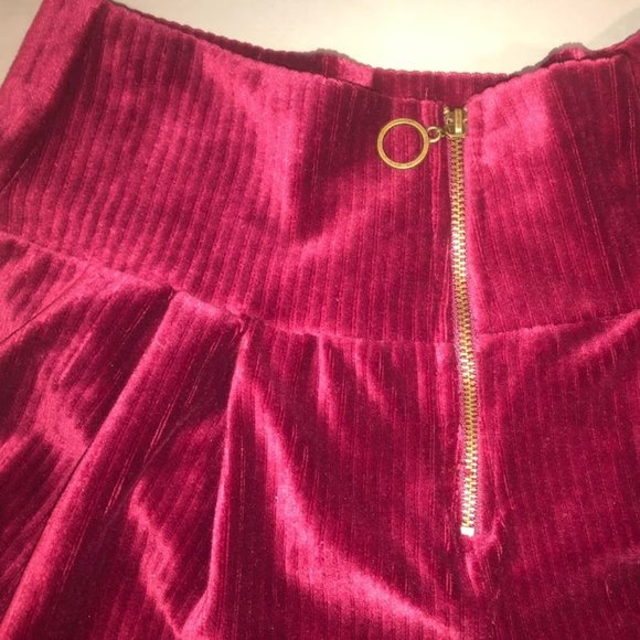 BOZZOLO RED WINE VELVET SHORTS - Picture 3 of 6